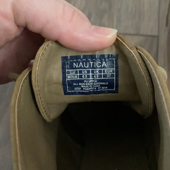 Cute lace up wedge booties - Picture 3 of 6